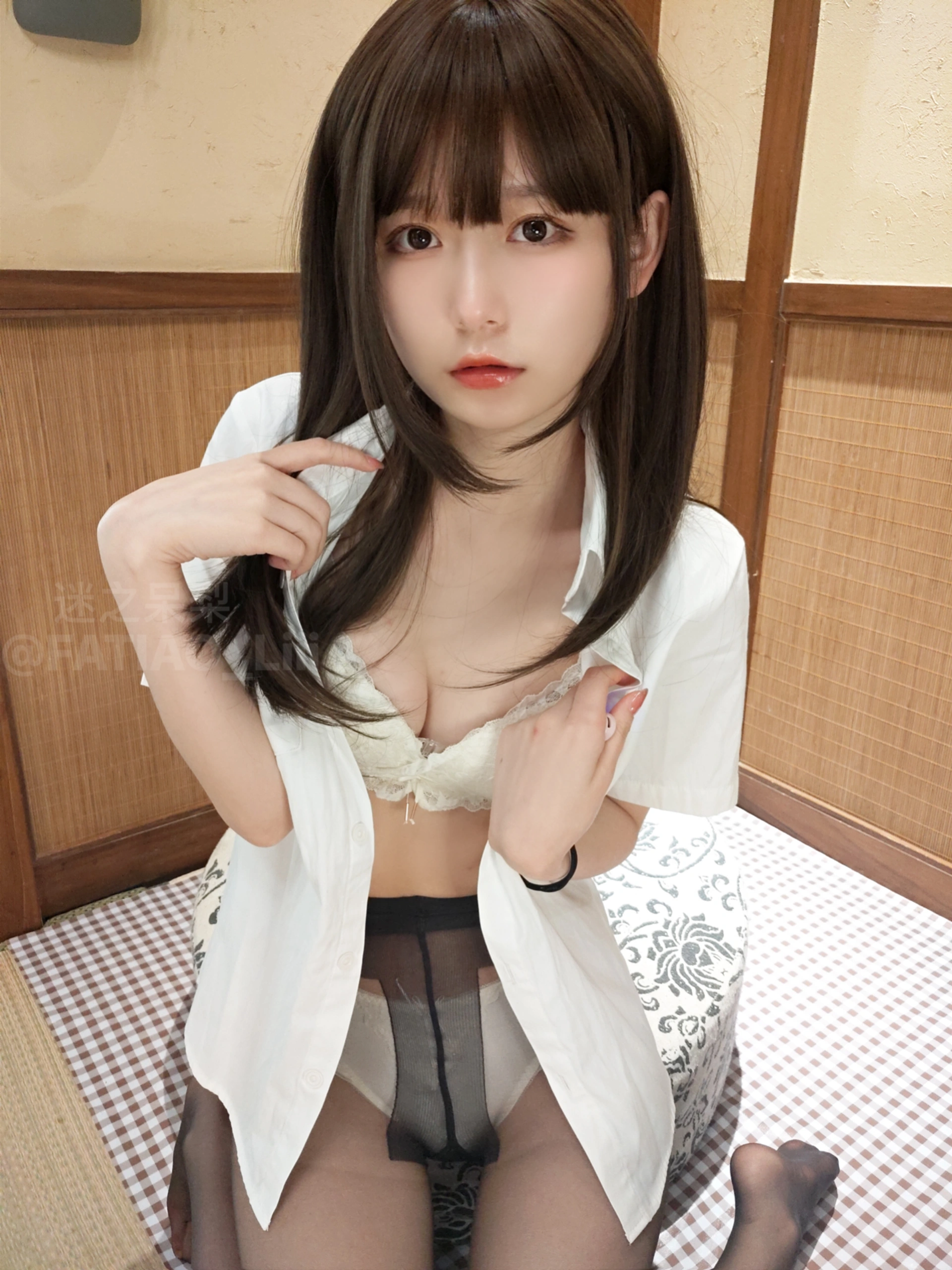 迷之呆梨 NO.019 fantia 2022年02月合集 2